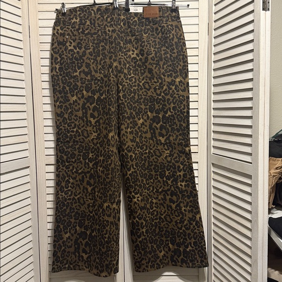 Judy Blue NWT Hear Me Roar Wide-Leg High Waist Denim Pants. 24W - Picture 4 of 7